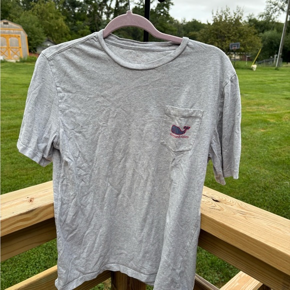 Gray Vineyard Vines Boys T-Shirt - Picture 1 of 5
